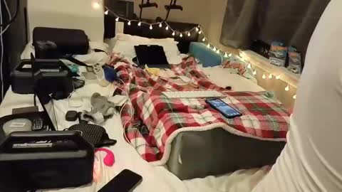 mac1119 online show from January 2026 10:09:02 AM