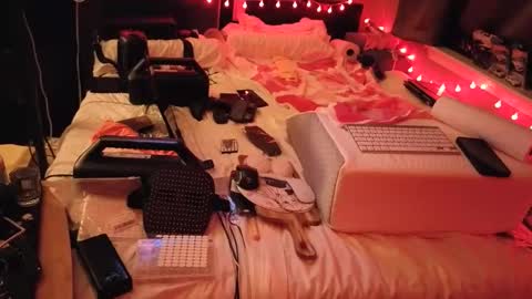 mac1119 online show from May 2026 06:30:02 AM