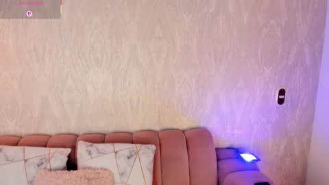 Snapshot of maca_bloom chatting on October 2025 11:36:01 AM Maca online show from October 2025 11:36:01 AM