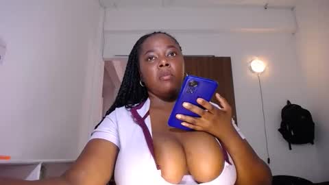 macarenaboobs online show from April 2026 04:40:01 PM