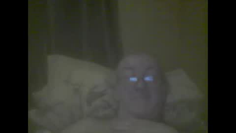 Snapshot of macbewdekan25 chatting on March 2026 08:20:01 AM macbewdekan25 online show from March 2026 08:20:01 AM