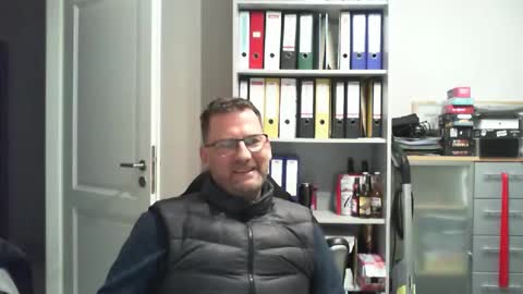 Snapshot of macfly67 chatting on December 2024 04:27:01 PM macfly67 online show from December 2024 04:27:01 PM