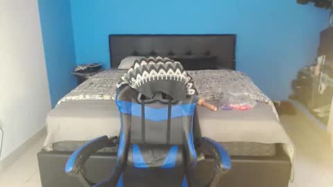 Snapshot of machissex chatting on October 2025 12:44:02 PM machissex online show from October 2025 12:44:02 PM