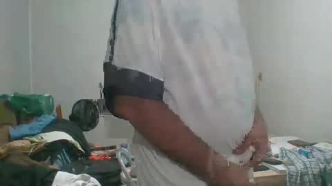 MACHOLIVRE online show from March 2025 04:58:02 AM