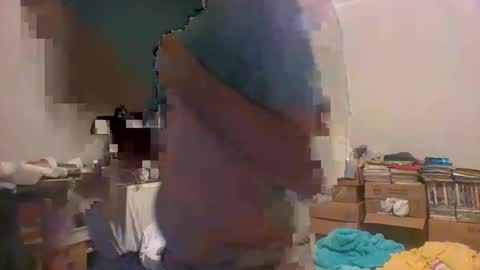 MACHOLIVRE online show from October 2025 06:17:01 AM