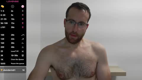 Snapshot of machohiberiko chatting on December 2024 05:40:02 PM Jota online show from December 2024 05:40:02 PM