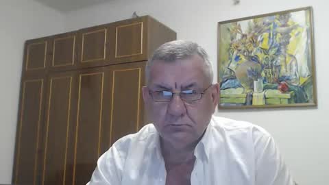 Macho online show from April 2026 05:21:02 PM