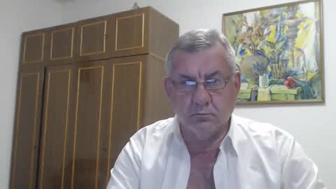 Macho online show from May 2026 07:12:02 PM