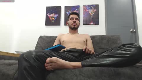 instagram mackdanielsx online show from February 2026 08:27:02 PM