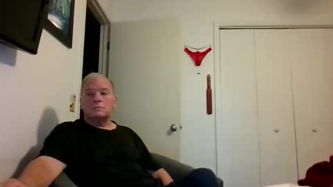 Snapshot of mackdocc001 chatting on April 2026 11:25:01 AM mackdocc001 online show from April 2026 11:25:01 AM