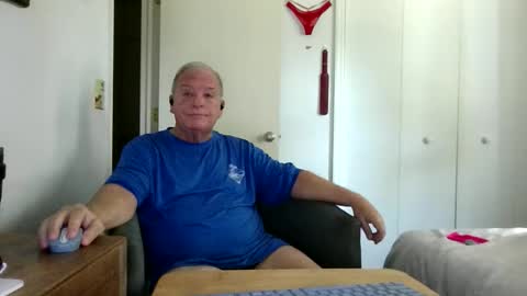 Snapshot of mackdocc001 chatting on April 2026 03:58:01 PM mackdocc001 online show from April 2026 03:58:01 PM