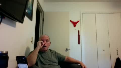 Snapshot of mackdocc001 chatting on June 2026 12:58:02 PM mackdocc001 online show from June 2026 12:58:02 PM