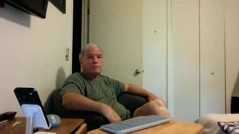 Snapshot of mackdocc001 chatting on June 2026 02:09:01 PM mackdocc001 online show from June 2026 02:09:01 PM