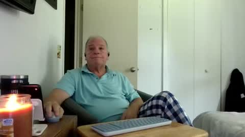 Snapshot of mackdocc001 chatting on August 2026 04:54:02 PM mackdocc001 online show from August 2026 04:54:02 PM