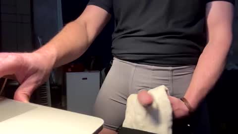 MacLowe online show from January 2026 07:02:02 AM