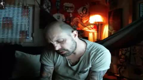 Manuel online show from November 2025 03:25:02 PM