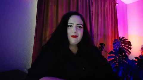 Miss Morticia online show from December 2024 05:40:02 PM