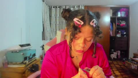 Snapshot of madam_sativa chatting on June 2026 01:08:02 AM di online show from June 2026 01:08:02 AM
