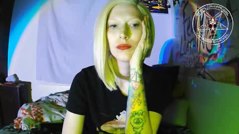 Snapshot of madame_lucifer chatting on November 2025 08:39:02 AM Madame Lucifer online show from November 2025 08:39:02 AM