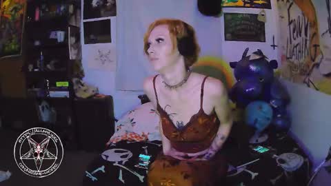 Snapshot of madame_lucifer chatting on November 2025 02:09:01 PM Madame Lucifer online show from November 2025 02:09:01 PM