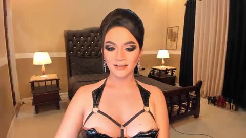 Snapshot of madammistressdominatrixxx chatting on March 2025 04:47:01 AM Alison Kloss online show from March 2025 04:47:01 AM