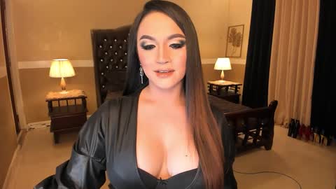 Snapshot of madammistressdominatrixxx chatting on October 2025 11:02:02 PM Alison Kloss online show from October 2025 11:02:02 PM