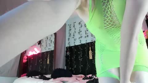 Snapshot of maddi_avalon chatting on October 2025 04:02:02 AM Maddi Avalon online show from October 2025 04:02:02 AM