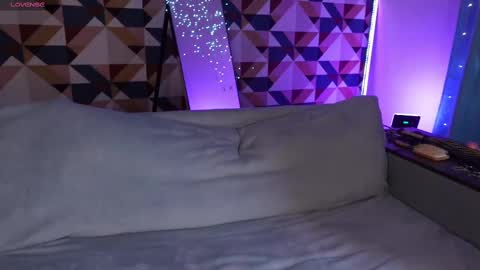 Maddi online show from February 2025 12:30:01 AM