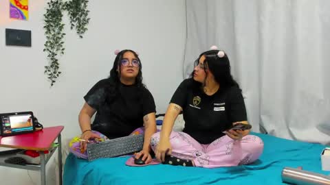 Snapshot of maddie_and_chelsea_ chatting on March 2026 09:45:02 AM Maddie and Chelsea online show from March 2026 09:45:02 AM