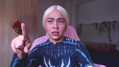 Snapshot of maddiie_and_clyde chatting on November 2025 02:06:02 PM maddiie and clyde online show from November 2025 02:06:02 PM