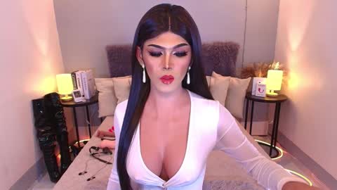 Snapshot of maddisonwil chatting on February 2025 01:00:01 AM M A D D Y online show from February 2025 01:00:01 AM