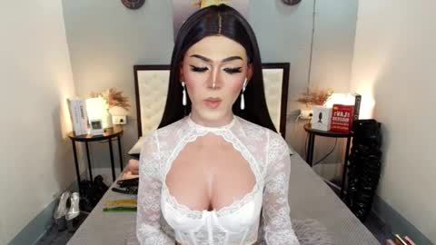 Snapshot of maddisonwil chatting on September 2025 12:02:02 AM M A D D Y online show from September 2025 12:02:02 AM