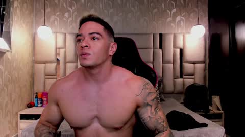 Snapshot of maddox_santana chatting on December 2024 12:36:02 AM Maddox Santana online show from December 2024 12:36:02 AM