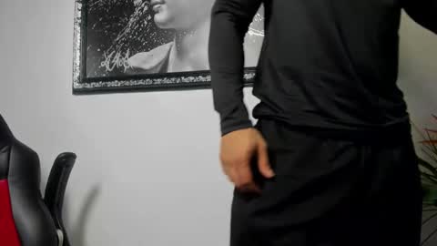 Snapshot of maddox_santana chatting on February 2025 12:48:01 AM Maddox Santana online show from February 2025 12:48:01 AM