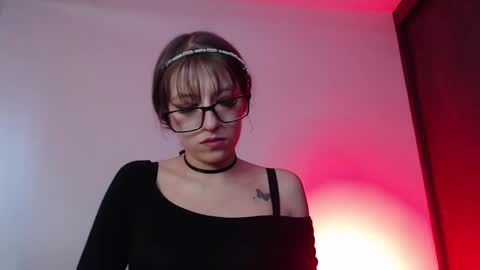 Maddy UwU online show from October 2025 09:57:01 PM