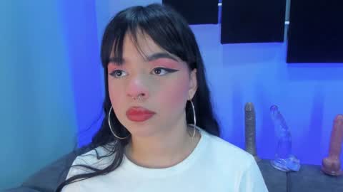 Snapshot of maddy_walker chatting on December 2024 03:52:01 AM Maddy online show from December 2024 03:52:01 AM