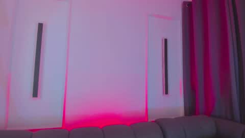 Snapshot of maddy_walker chatting on September 2025 08:22:02 PM Maddy online show from September 2025 08:22:02 PM