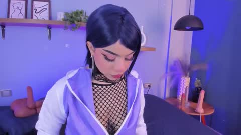 Maddy  online show from November 2025 11:44:01 AM