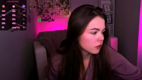 Snapshot of maddycats chatting on December 2025 09:09:01 PM maddycats online show from December 2025 09:09:01 PM