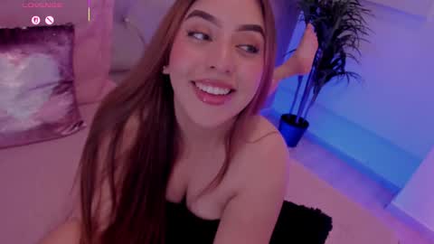 Snapshot of maddylennon chatting on March 2025 07:17:01 PM Lina online show from March 2025 07:17:01 PM