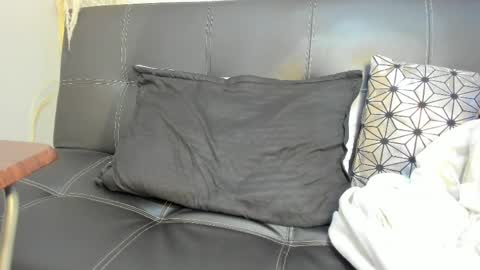 Madelaine  online show from April 2026 10:20:02 AM