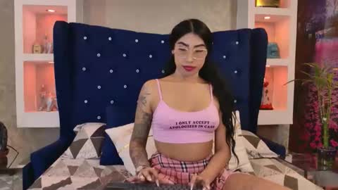 Madelene hills online show from February 2026 11:12:01 PM