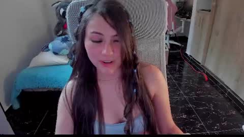Snapshot of madeleine_shinobi chatting on June 2026 08:55:02 PM Emily Only Fans online show from June 2026 08:55:02 PM