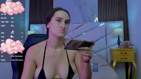 Snapshot of madeline_sweet_ chatting on January 2026 02:49:01 AM Madeline online show from January 2026 02:49:01 AM