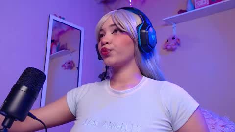 Madeline  online show from October 2025 03:48:02 AM