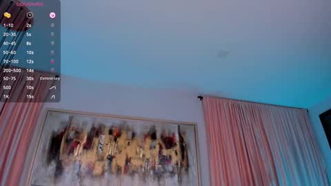 Snapshot of madelinefox_ chatting on February 2025 05:07:01 PM Madeline online show from February 2025 05:07:01 PM