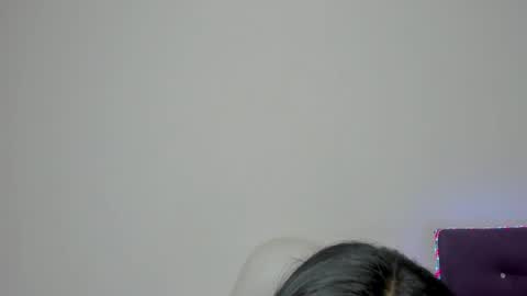 madelinesquit online show from April 2026 07:18:02 PM