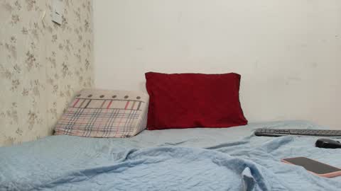 madelyn ruiz online show from September 2025 03:08:01 AM
