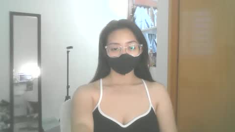 Snapshot of madi_perez chatting on April 2026 08:36:02 AM Madi online show from April 2026 08:36:02 AM