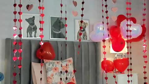 Snapshot of madie_collins7 chatting on February 2025 05:40:01 PM Madie online show from February 2025 05:40:01 PM